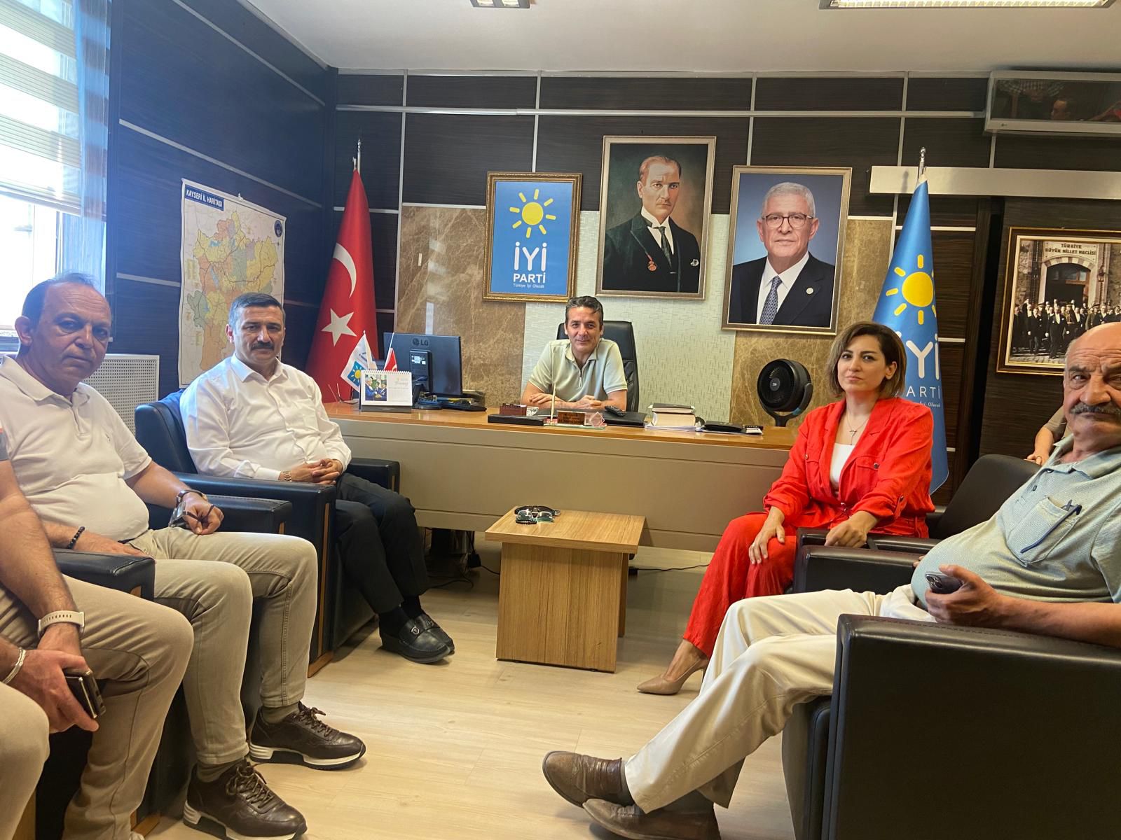 İYİ Parti Bursa Milletvekili Türkoğlu'ndan Kayseri İl Başkanlığına Ziyaret